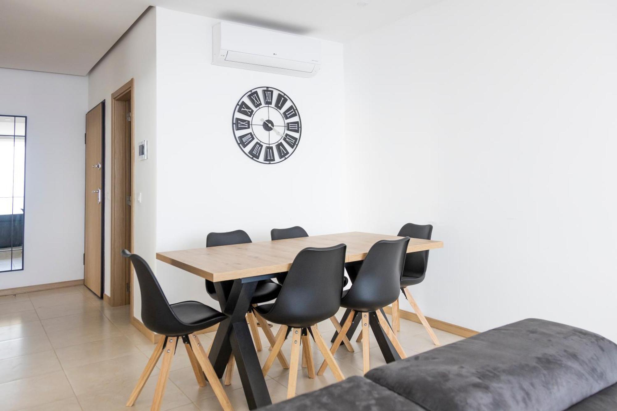 3 Bdr Aprt, Amazing Seaview, Rooftop Pool - Lcgr Πράγια Εξωτερικό φωτογραφία
